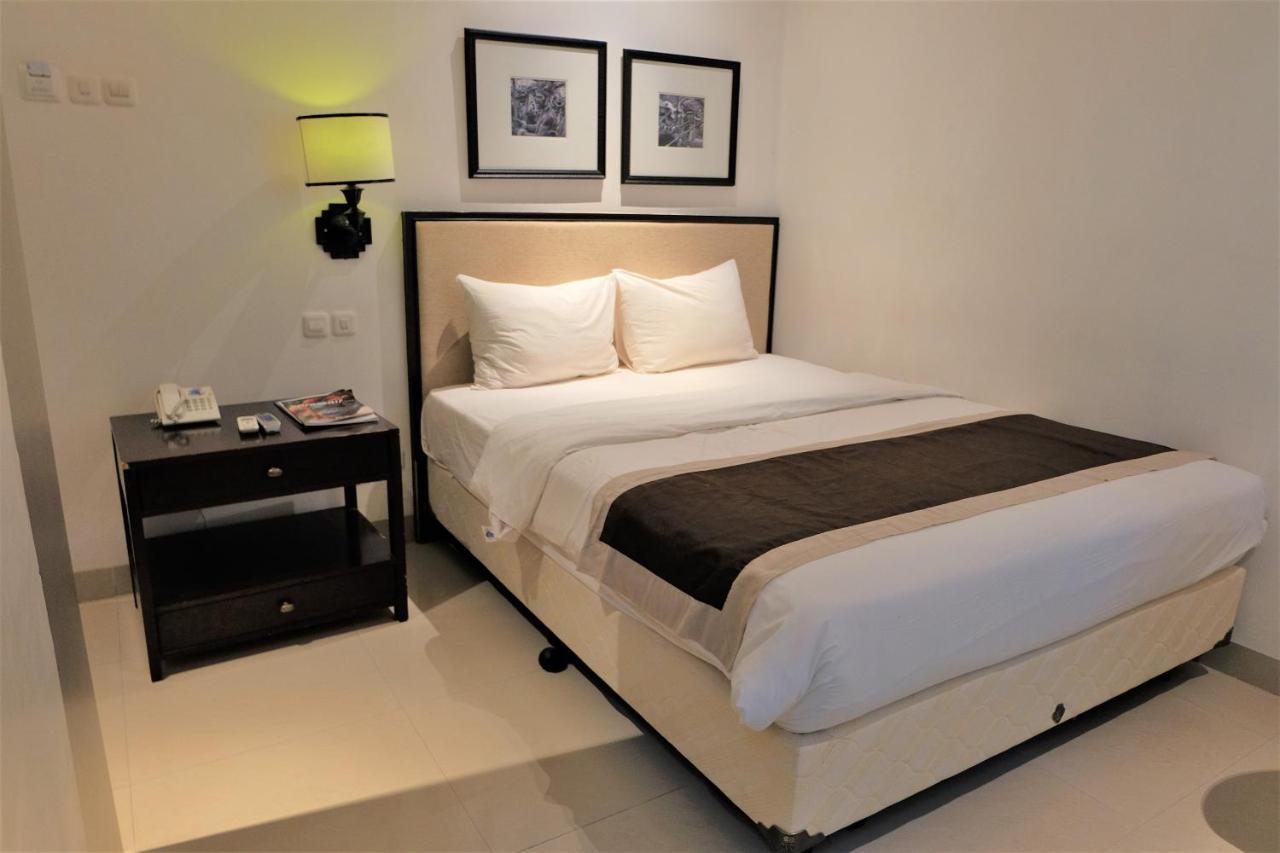M Hotel סורונג מראה חיצוני תמונה