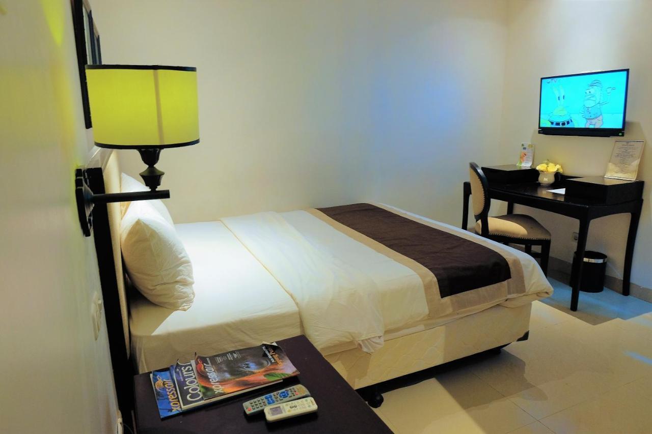 M Hotel סורונג מראה חיצוני תמונה