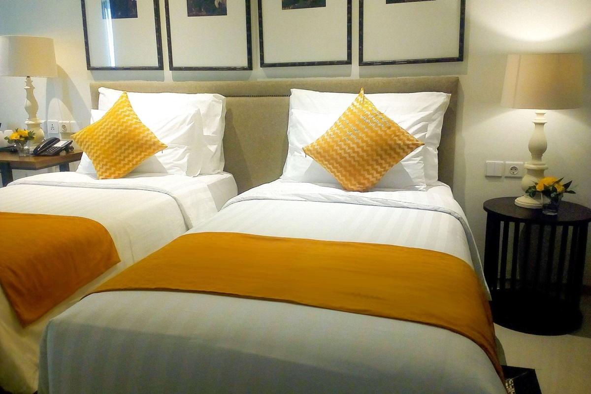 M Hotel סורונג מראה חיצוני תמונה