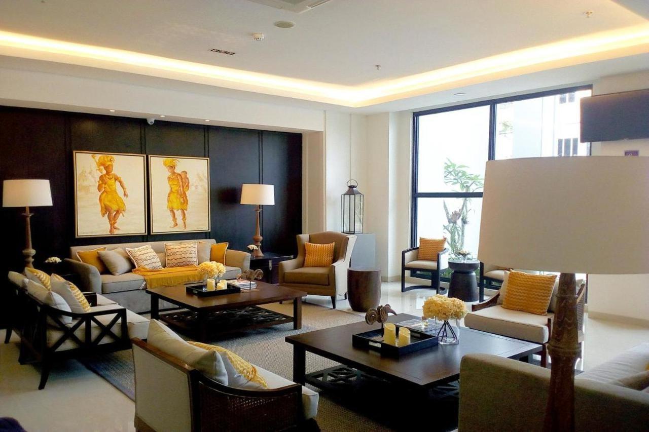 M Hotel סורונג מראה חיצוני תמונה