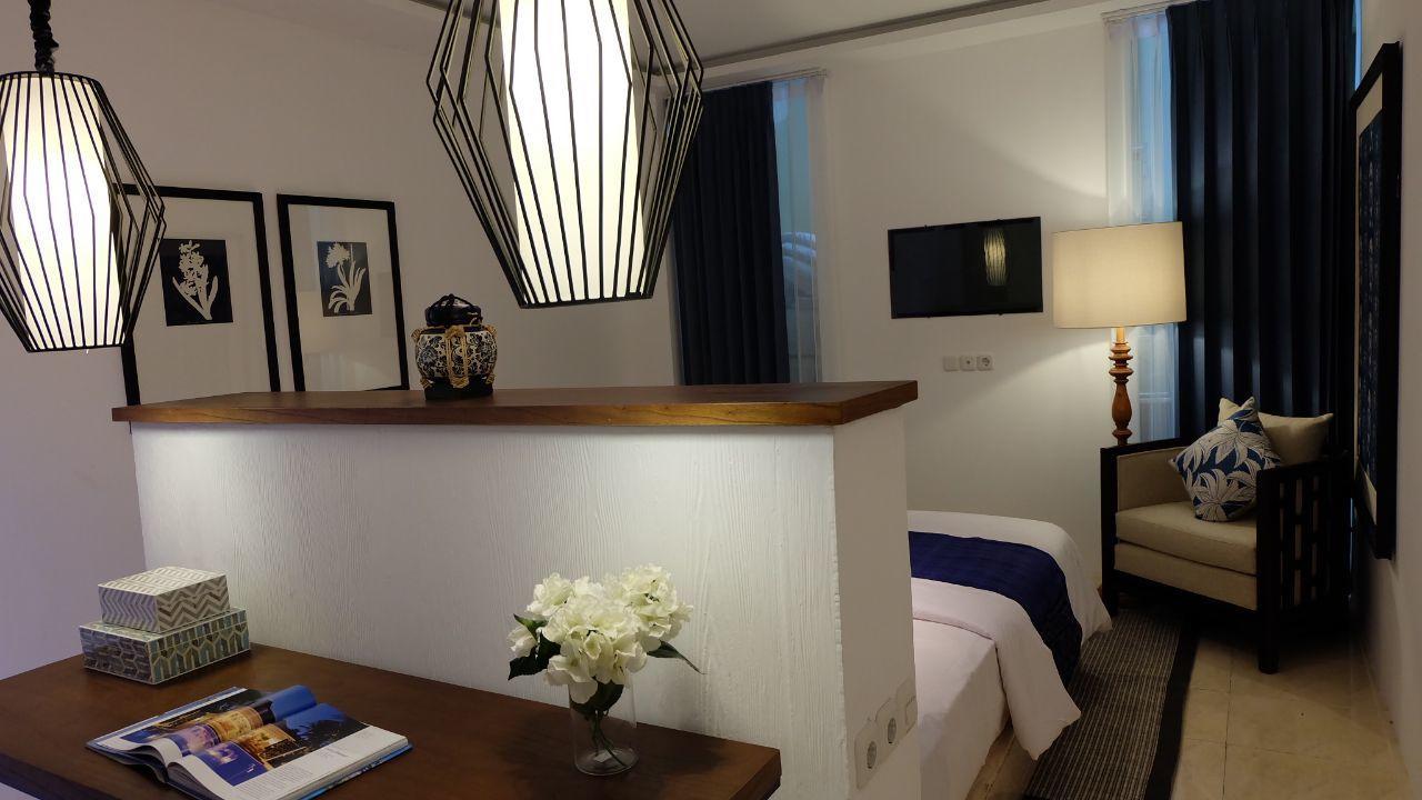 M Hotel סורונג מראה חיצוני תמונה
