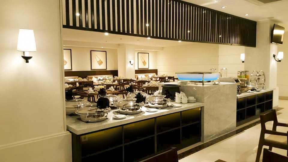 M Hotel סורונג מראה חיצוני תמונה