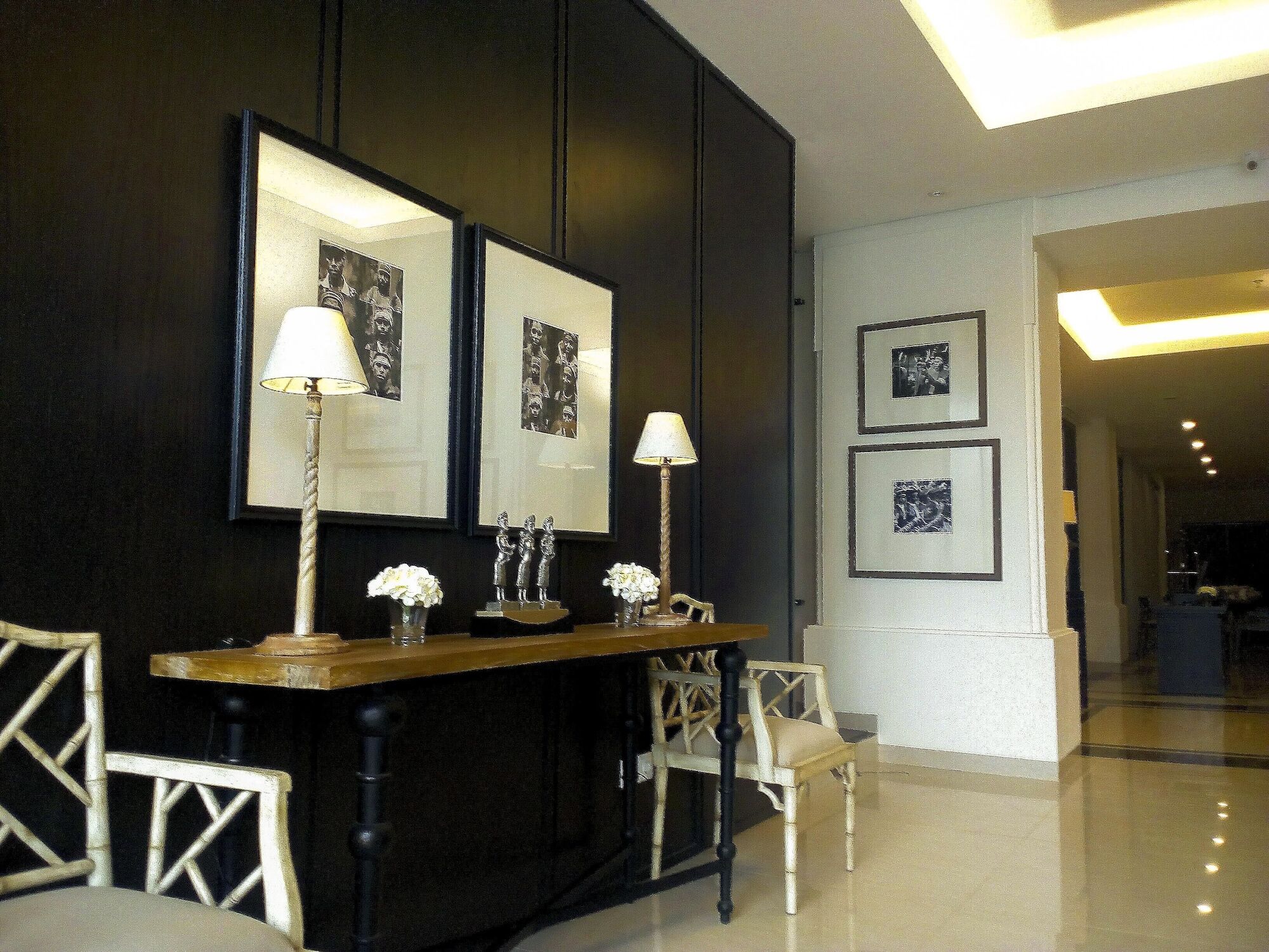 M Hotel סורונג מראה חיצוני תמונה